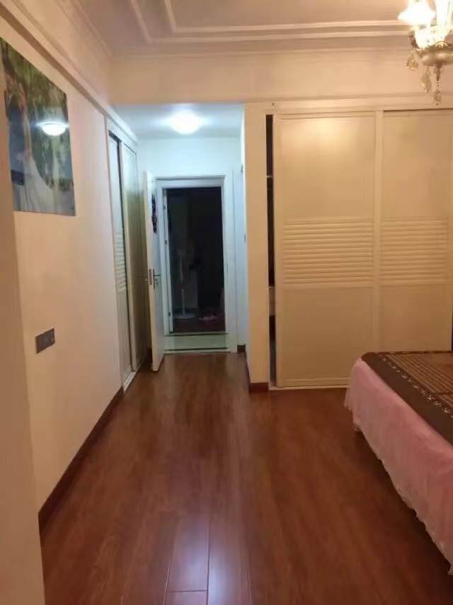 南苑上和一期  4室2厅2卫    2600.0元/月室内图