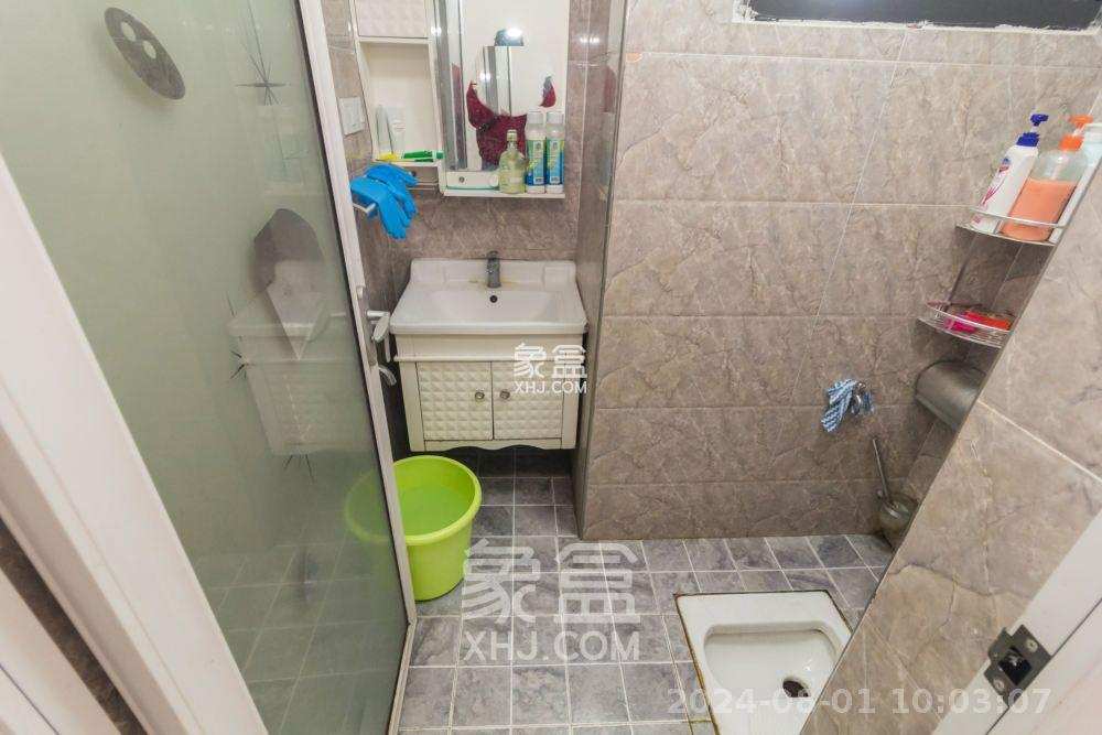 深业睿城  1室1厅1卫    1500.0元/月室内图