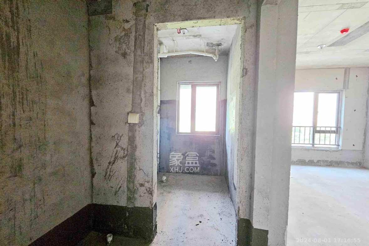 阳光城尚东湾悦江府  3室2厅2卫    1500.0元/月 阳光城尚东湾悦江府  3室2厅2卫    1500.0元/月室内图