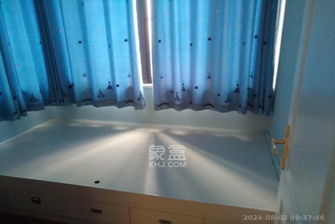 麓谷星辰  3室2厅1卫    2600.0元/月室内图