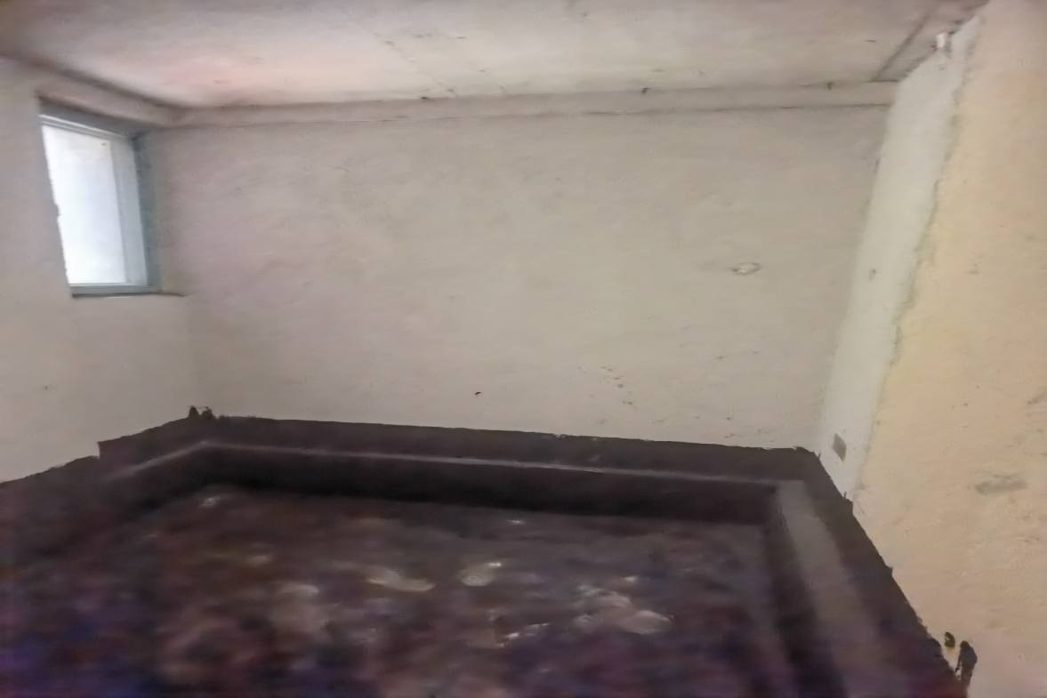 金信园林嘉园  4室2厅2卫    89.8万客厅