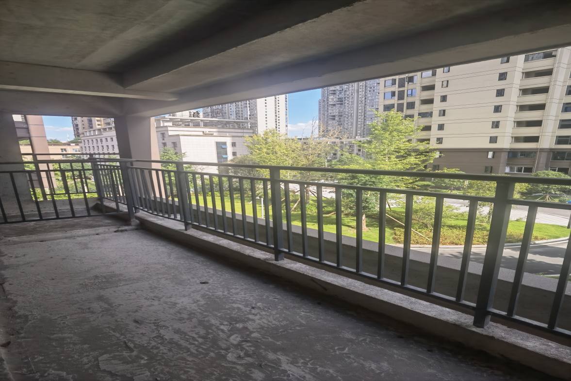 金信园林嘉园  4室2厅2卫    89.8万客厅