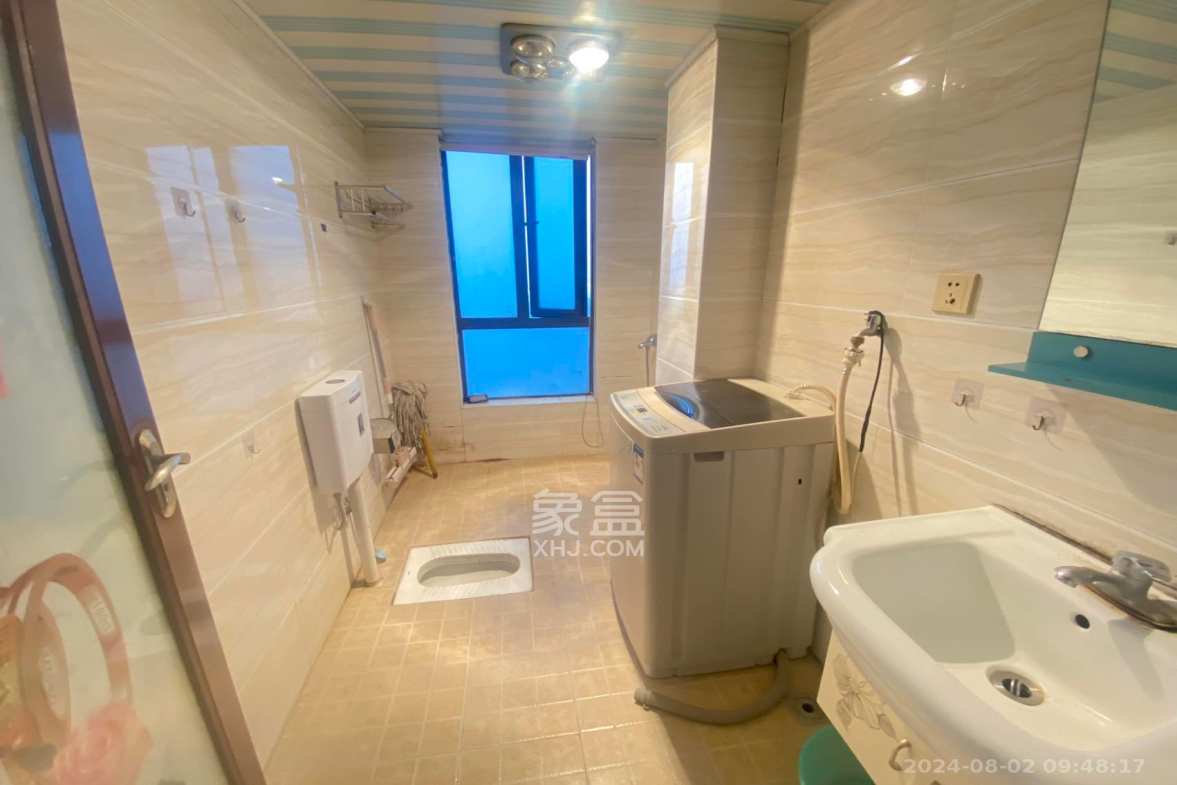达美D6区  1室1厅1卫    1900.0元/月室内图