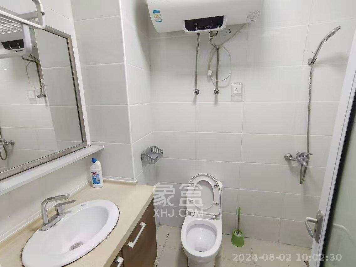 长房时代城  1室1厅1卫    1600.0元/月室内图