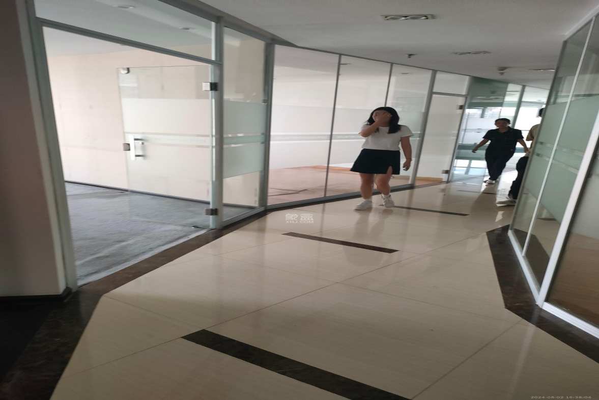 中天广场  1室1厅1卫    22000.0元/月室内图