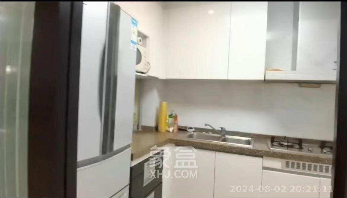 恒大江湾  3室2厅2卫    2480.0元/月室内图