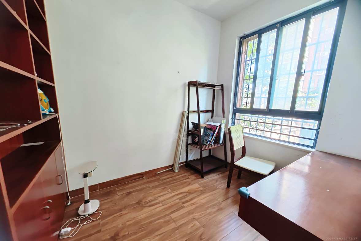 尚格名城香榭丽舍  3室2厅1卫    1700.0元/月 尚格名城香榭丽舍  3室2厅1卫    1700.0元/月室内图