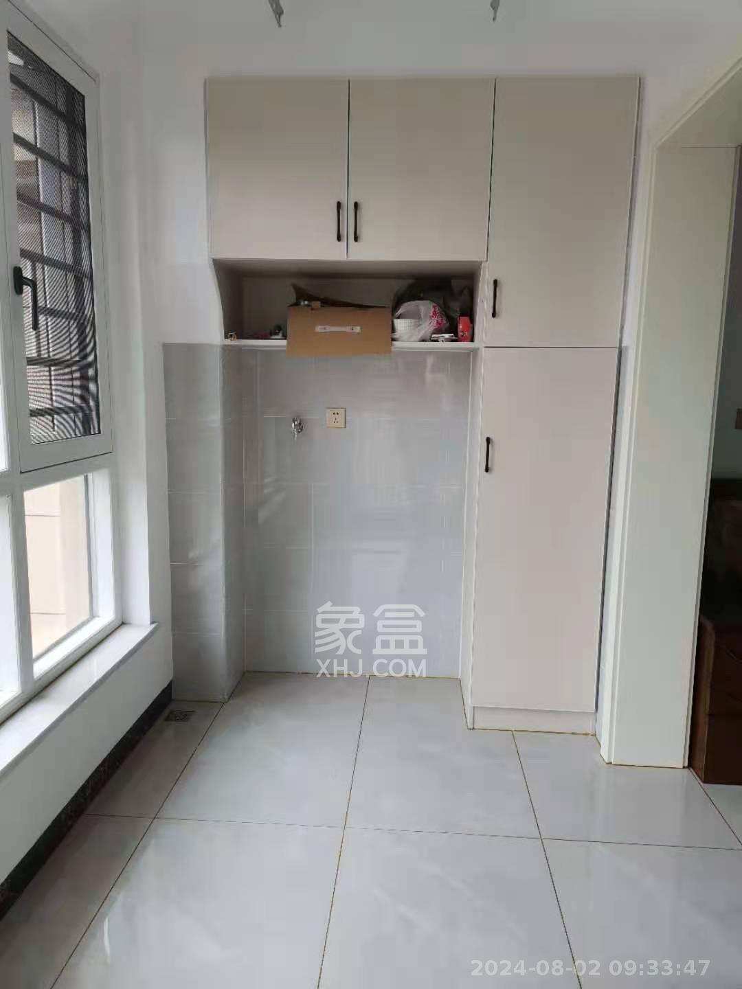 世茂铂翠湾二期  3室2厅1卫    3600.0元/月室内图