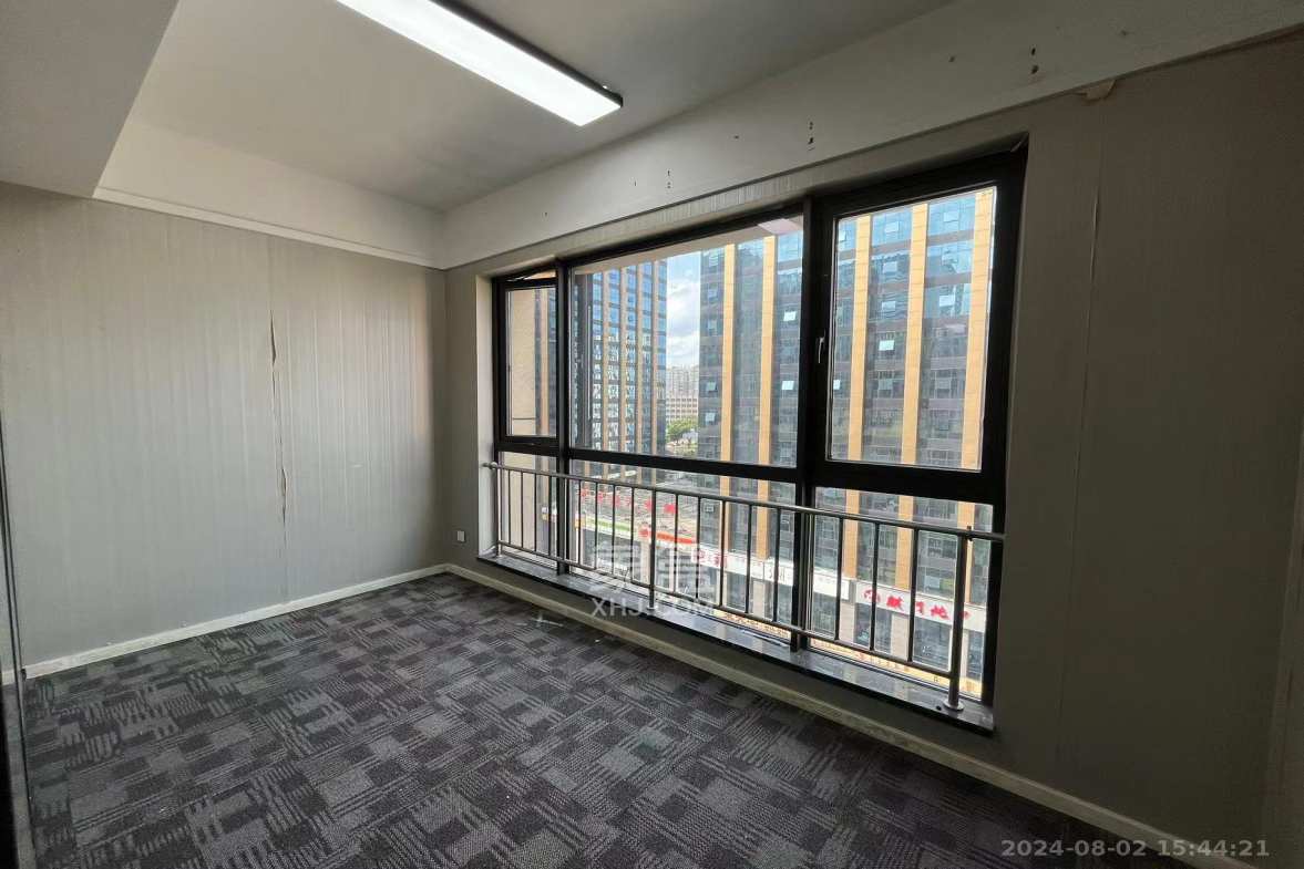 德思勤城市广场(宝格丽公寓) 1室1厅1卫 2800.0元/月 德思勤城市广场(宝格丽公寓) 1室1厅1卫 2800.0元/月室内图