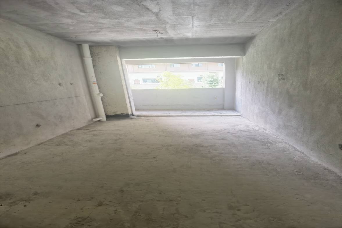 金信园林嘉园  4室2厅2卫    89.8万客厅