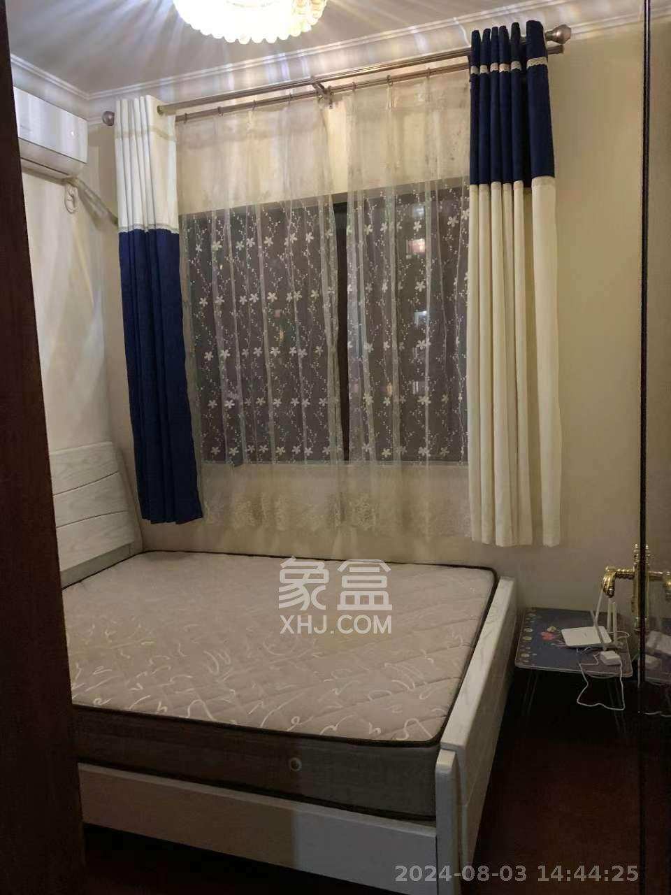 恒大江湾  3室2厅1卫    2400.0元/月室内图1