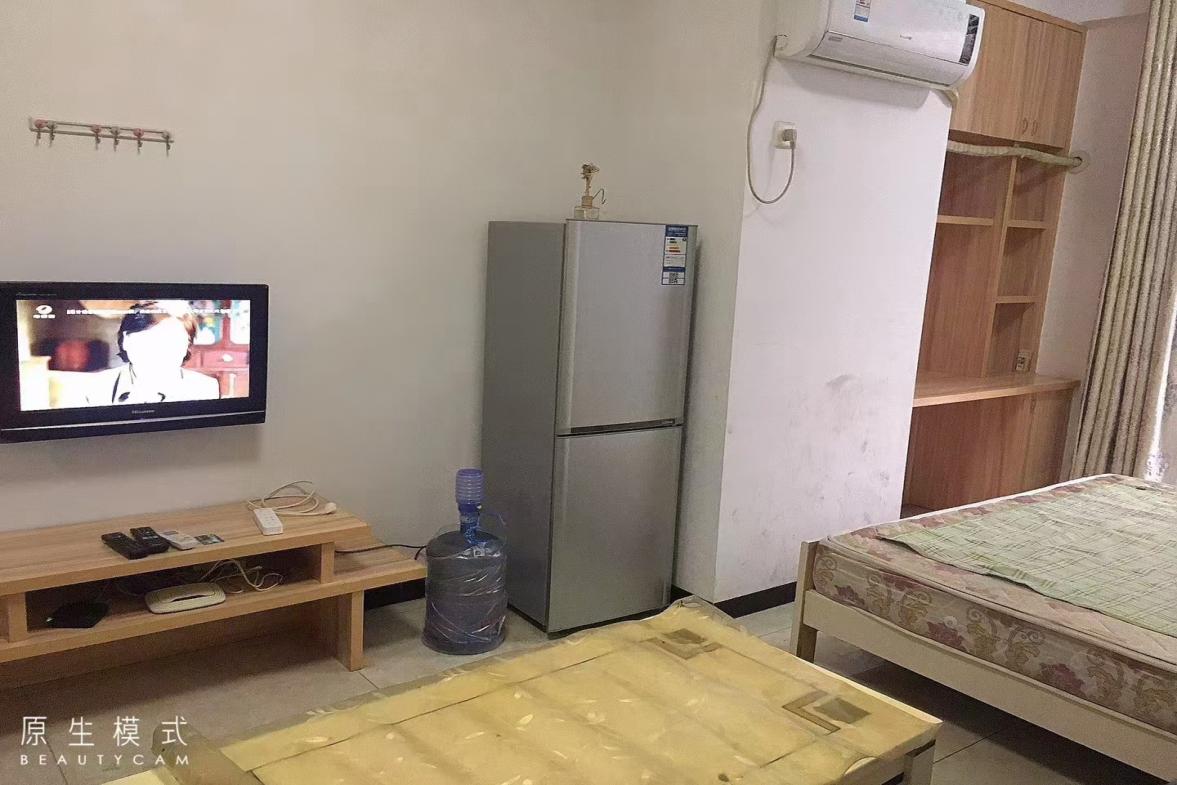 五洲富隆中心  1室1厅1卫    800.0元/月室内图