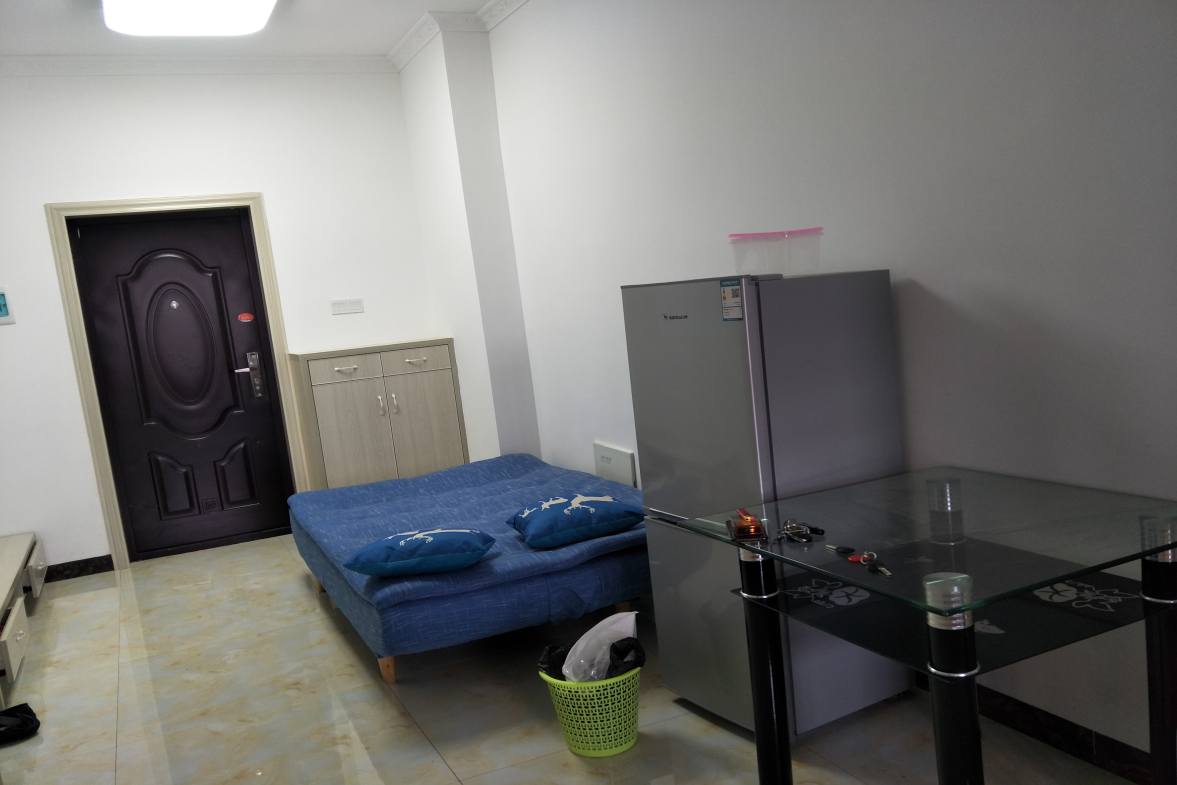 百弘学府城  1室1厅1卫    1000.0元/月室内图