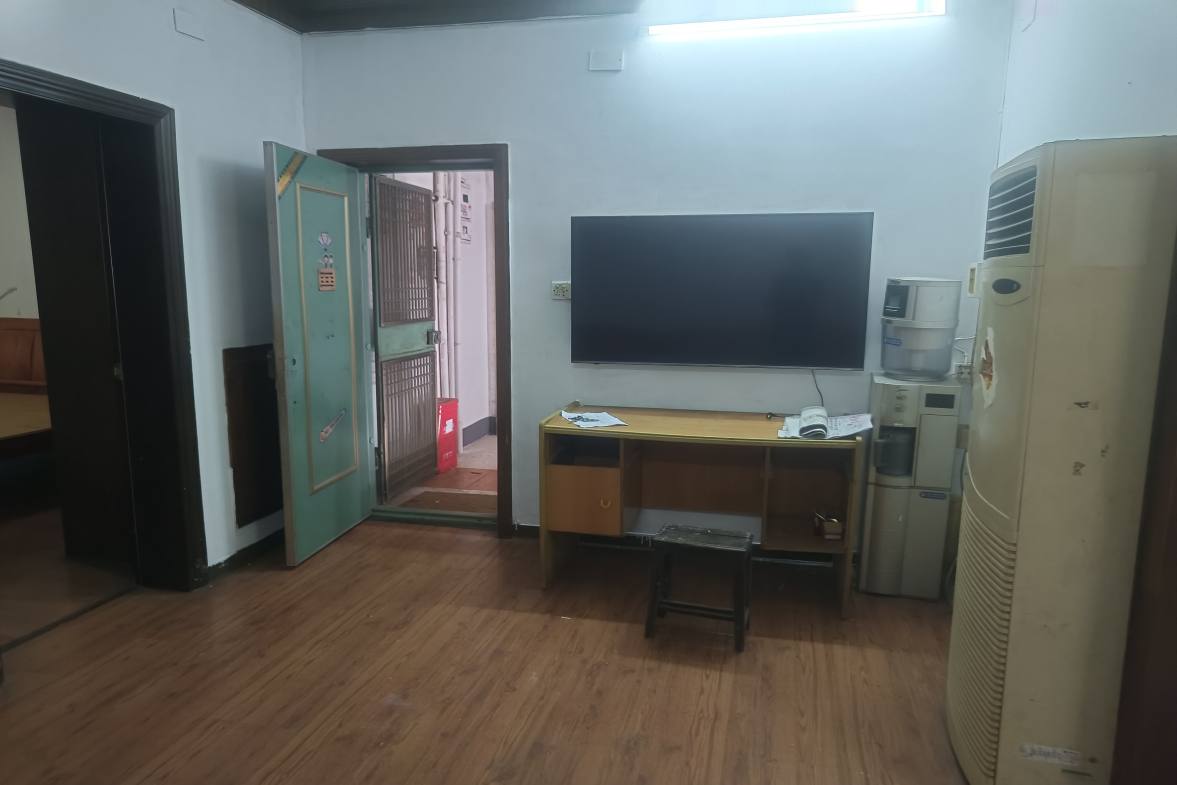 华达机械厂  1室0厅0卫    700.0元/月室内图