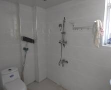 星辰园  3室2厅2卫    1500.0元/月