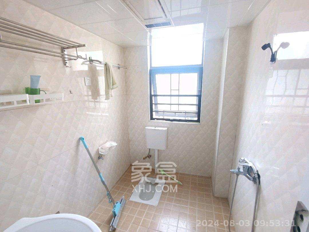 旭辉藏郡（藏郡、旭湘华府)  3室2厅1卫    2300.0元/月室内图