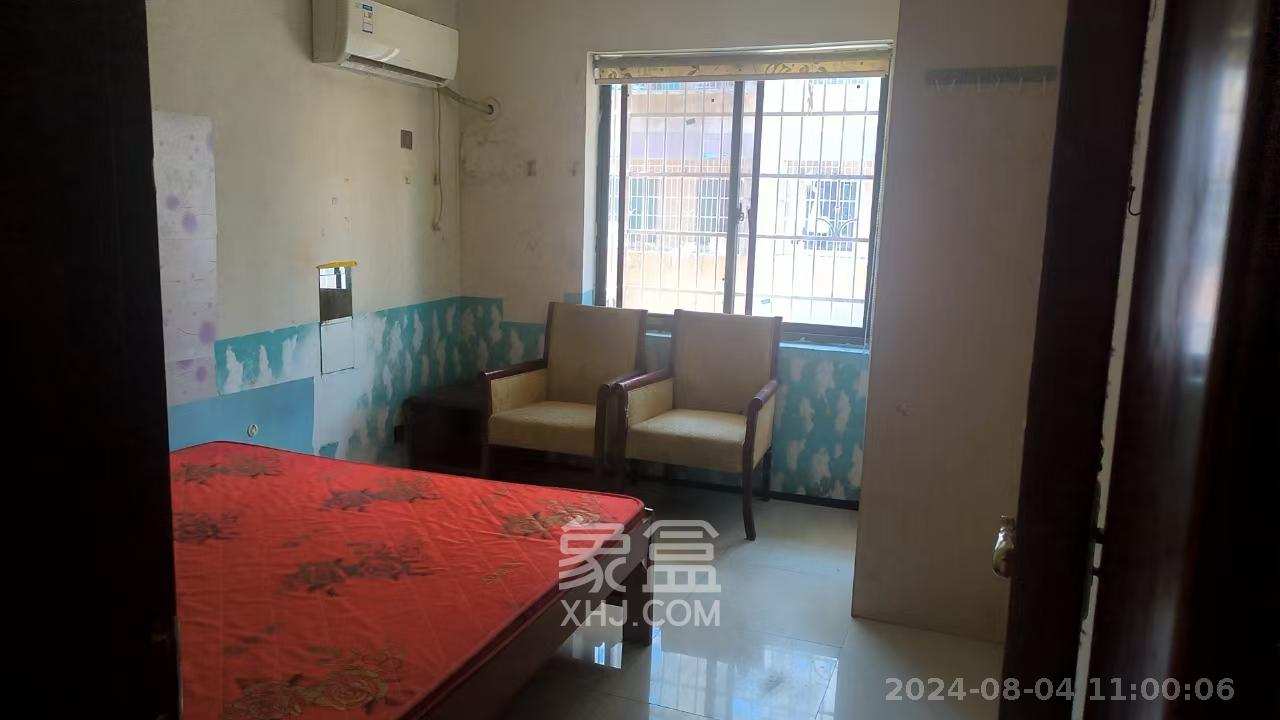 大桥四区  3室2厅1卫    1300.0元/月室内图