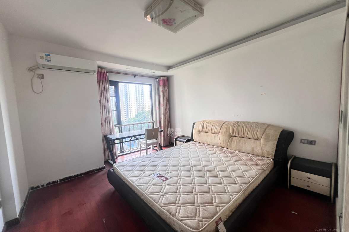 博林金谷 3室2厅2卫 2900.0元/月 博林金谷 3室2厅2卫 2900.0元/月室内图