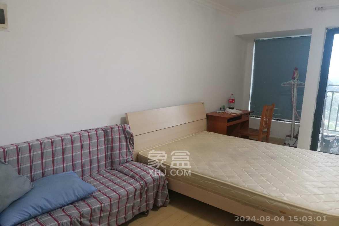 万科城市花园  1室1厅1卫    1500.0元/月室内图