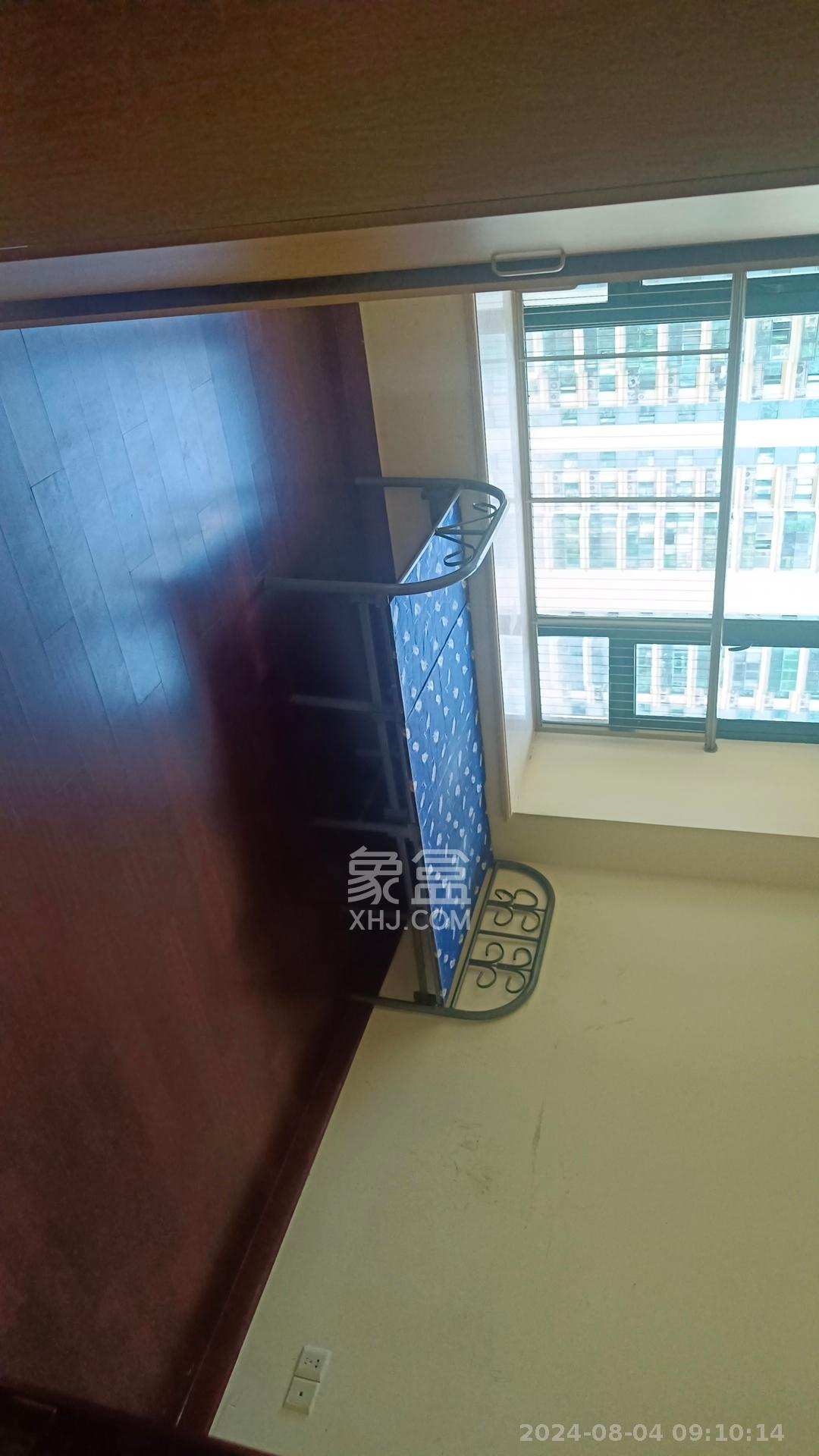 恒大翡翠华庭  4室2厅2卫   2900.00元/月室内图