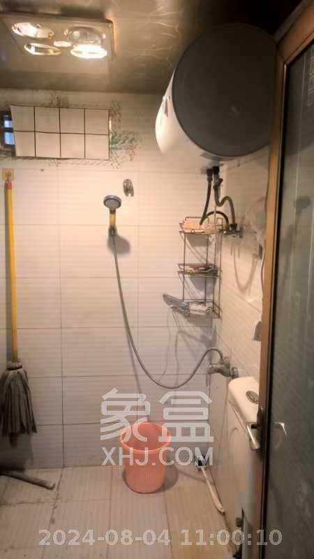 大桥四区  3室2厅1卫    1300.0元/月室内图