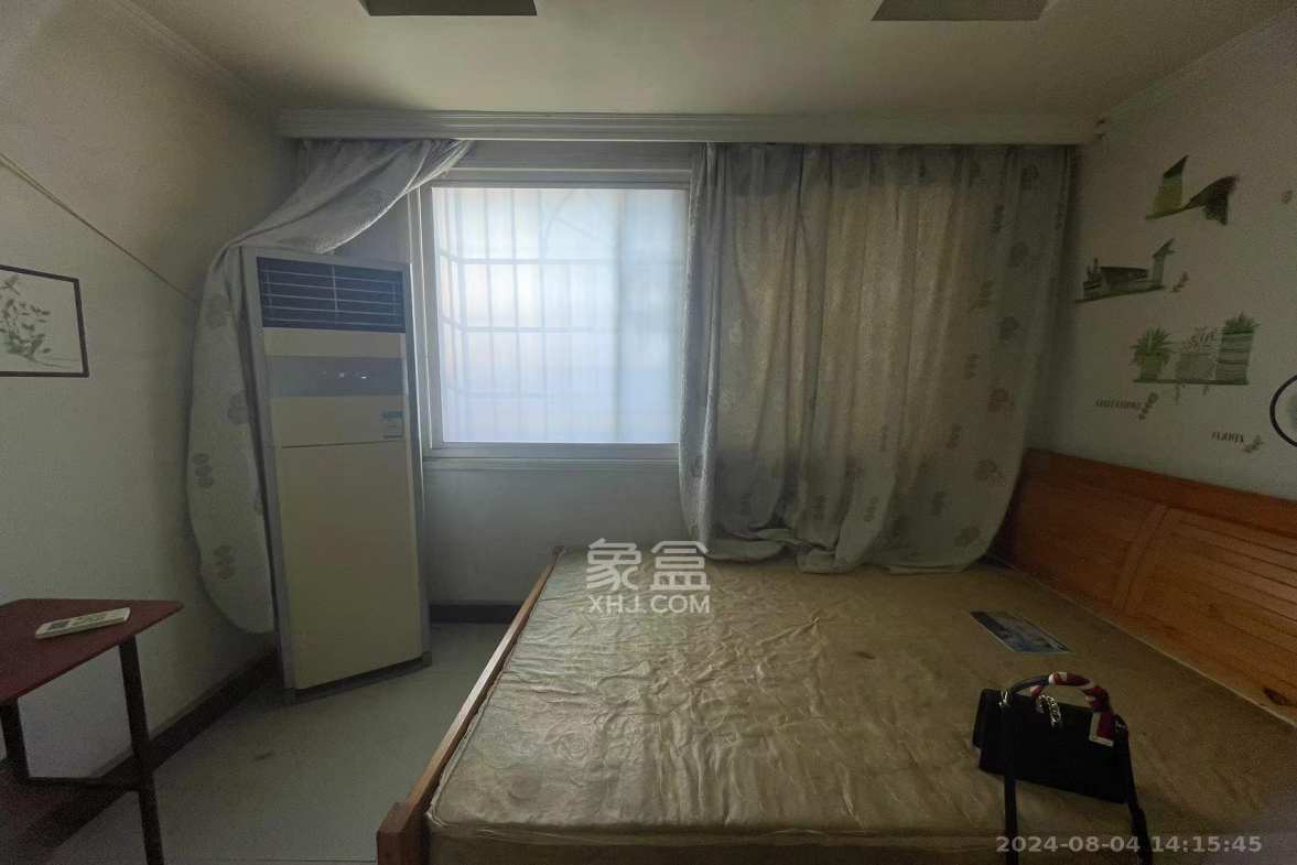 学宫街商住楼  3室1厅1卫    2500.0元/月室内图