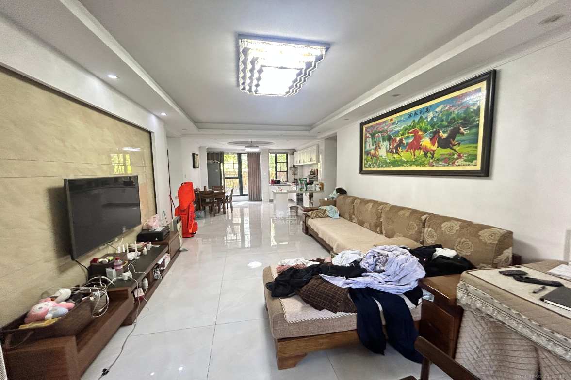 中国铁建梅溪青秀一期  3室2厅1卫   3000.00元/月室内图