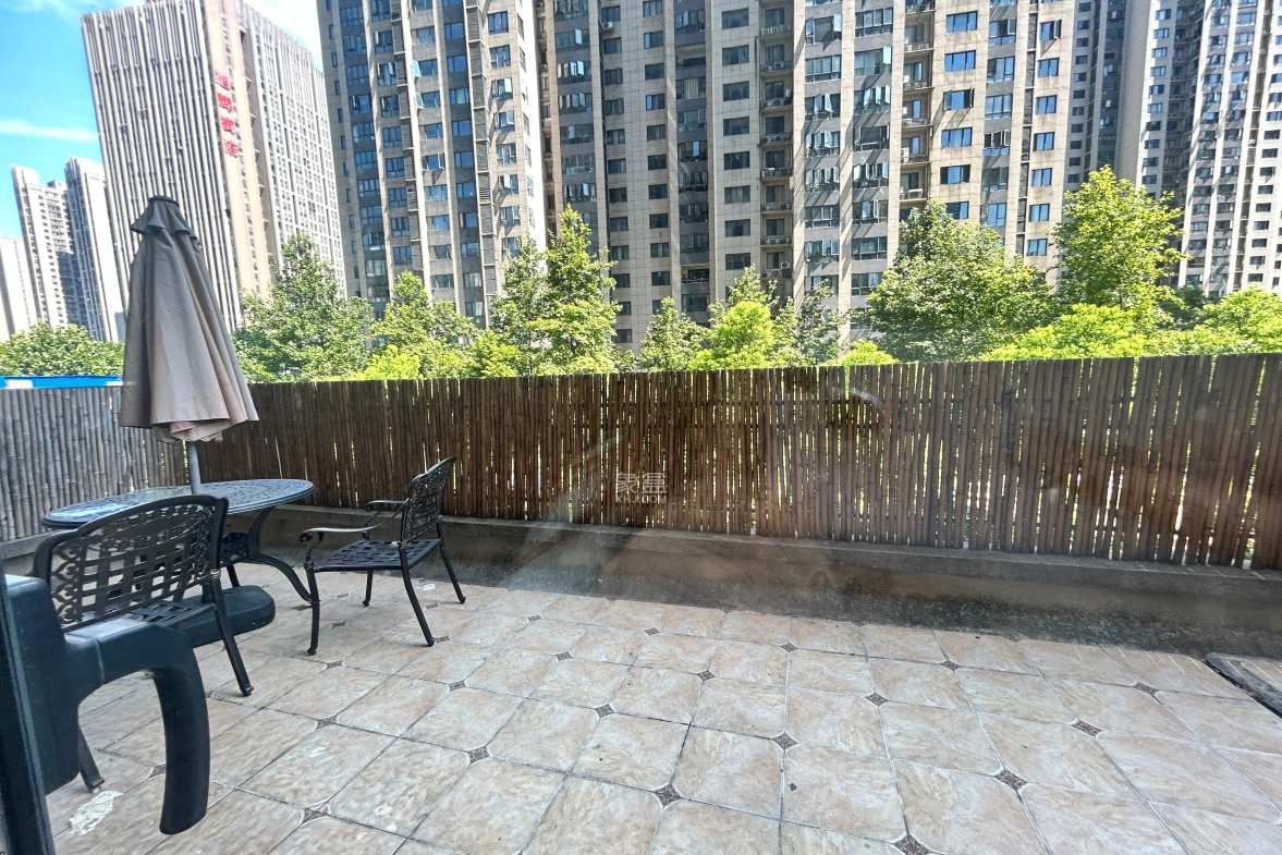 中国铁建梅溪青秀一期  3室2厅1卫   3000.00元/月室内图