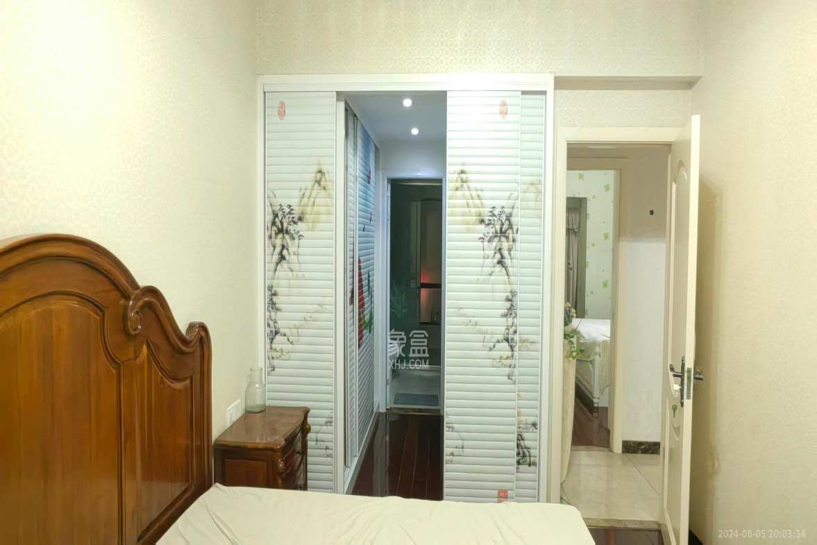 归心苑  4室2厅2卫    4000.0元/月室内图