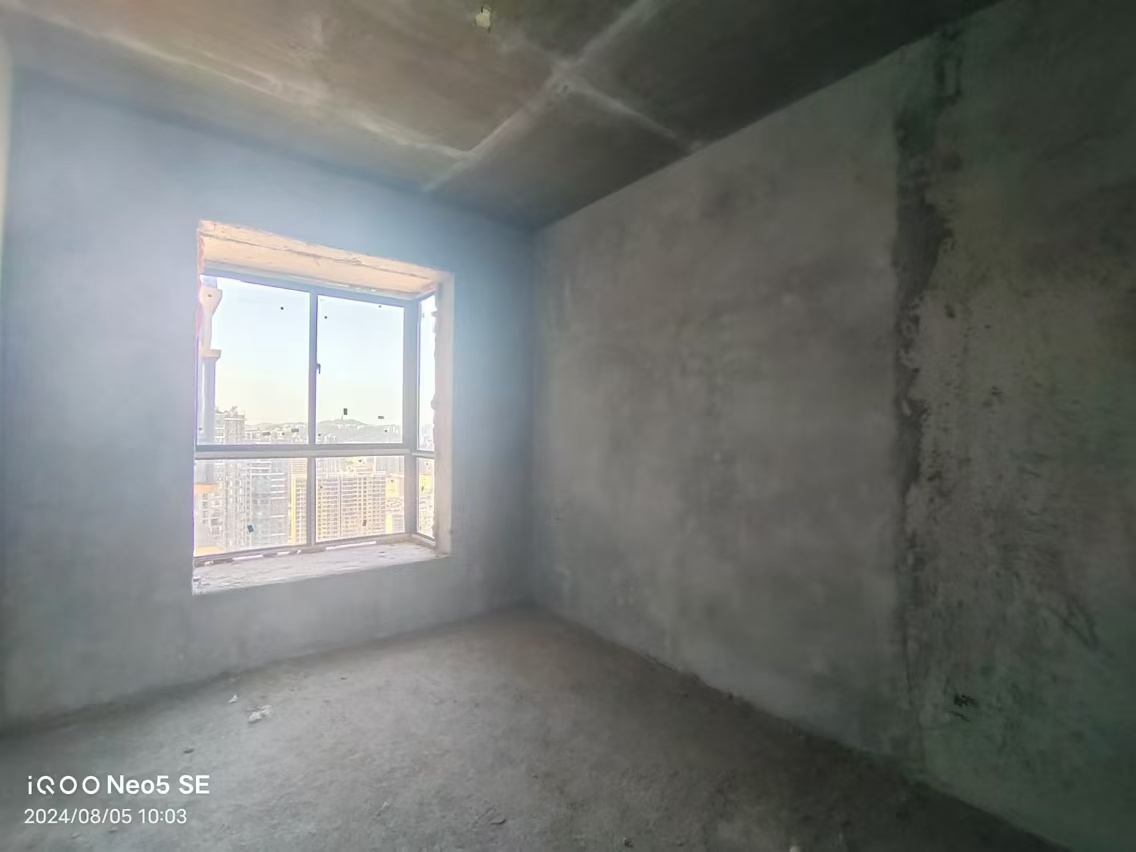 华剑首郡+五江珑悦  3室2厅2卫    64.0万