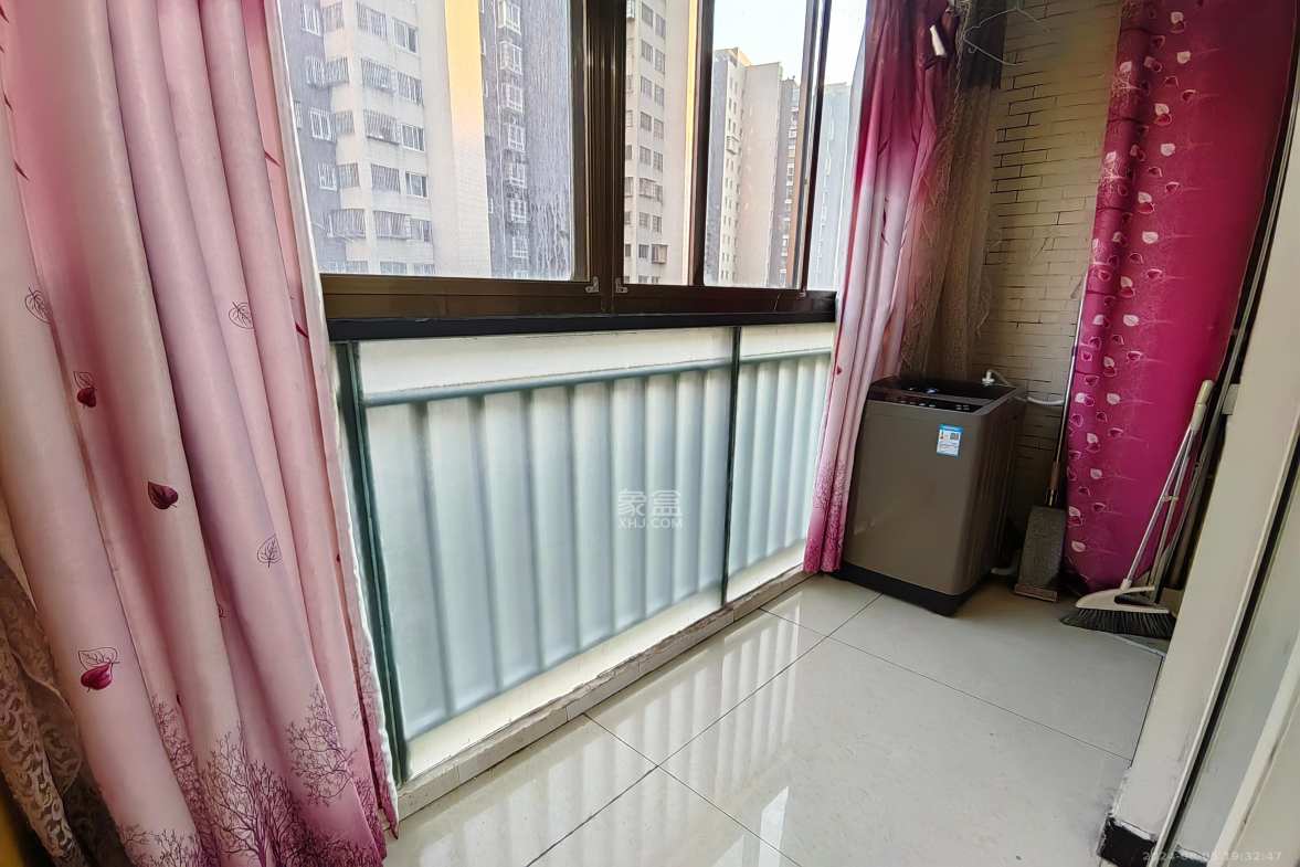 世景华庭  1室1厅1卫    1200.0元/月室内图