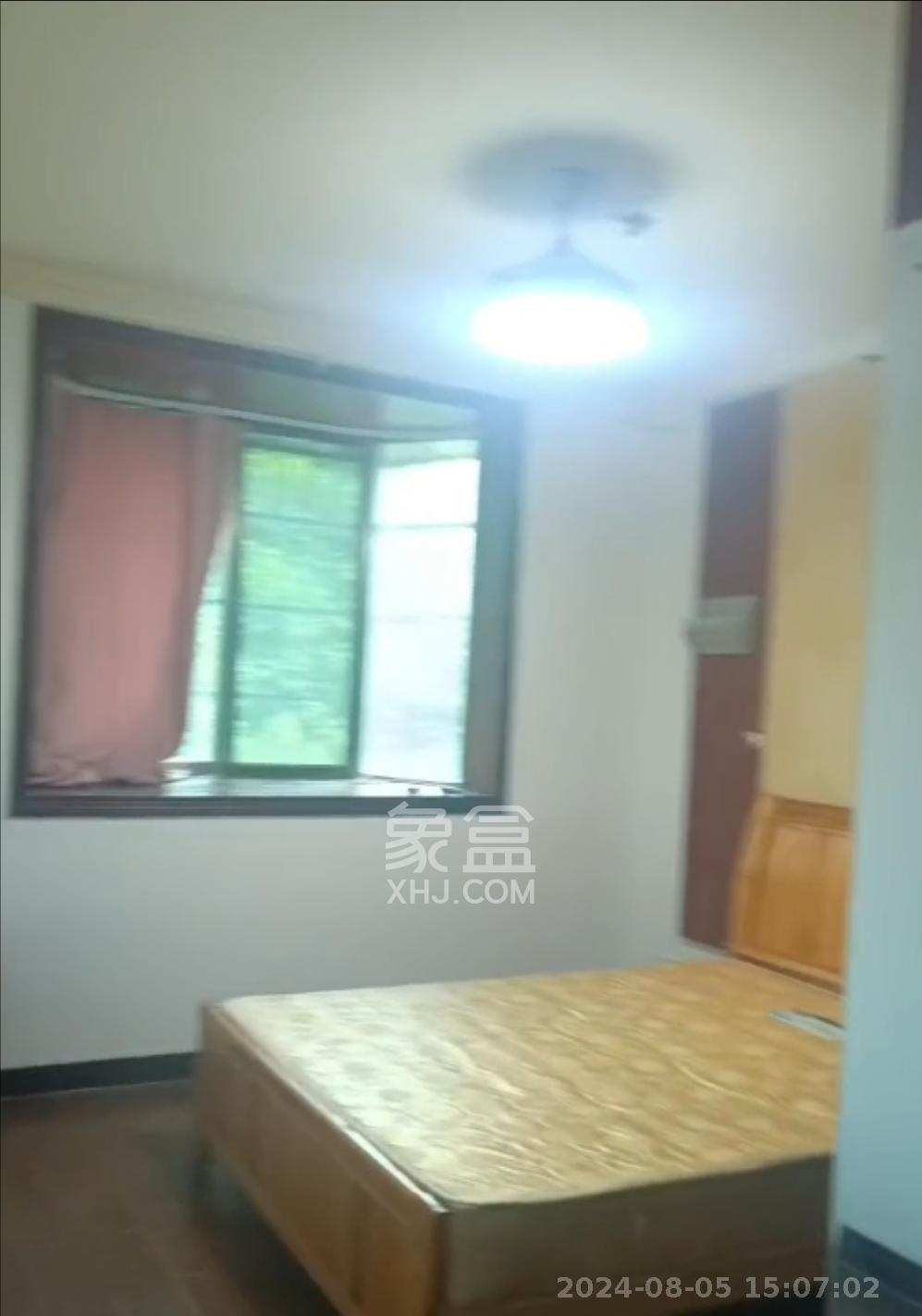 锦源小区  3室1厅1卫    2200.0元/月室内图