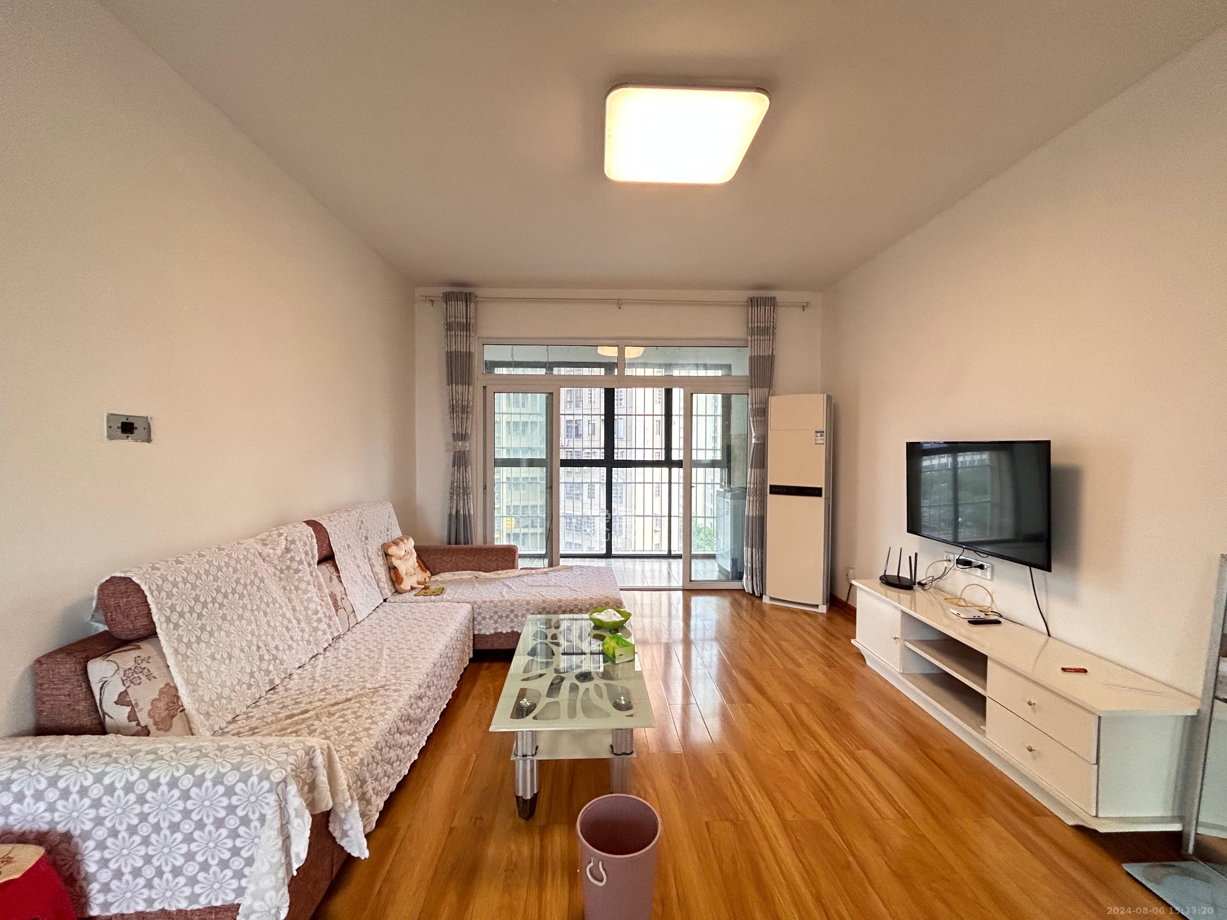 光明城市（星辰青年城）  3室2厅1卫    2100.0元/月