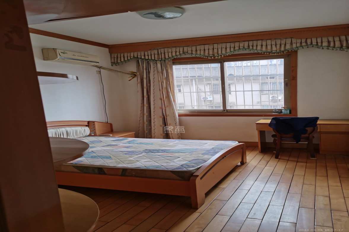 法院宿舍（燕子岭正街38号）  3室2厅1卫    1600.0元/月室内图