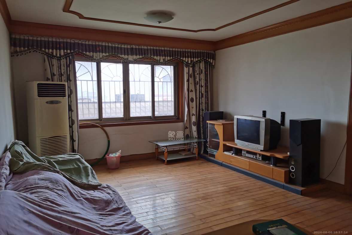 法院宿舍（燕子岭正街38号）  3室2厅1卫    1600.0元/月室内图1