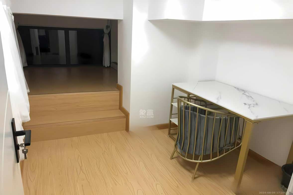 弘坤云寓  1室1厅1卫   2300.00元/月室内图
