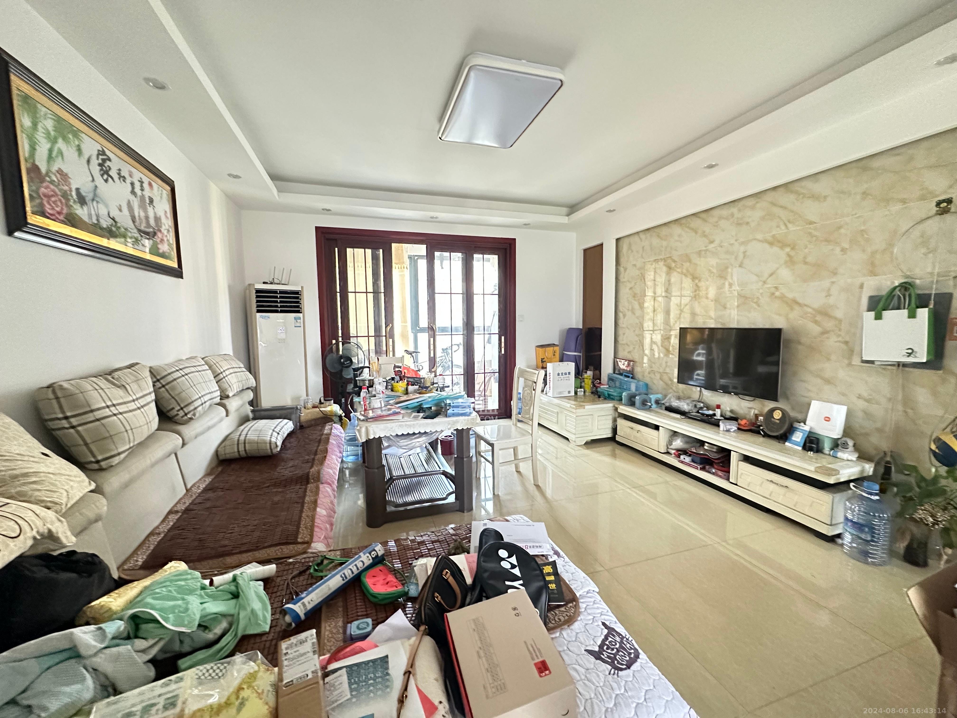 丰园城（鄱阳小区二期）  3室2厅2卫    3000.0元/月