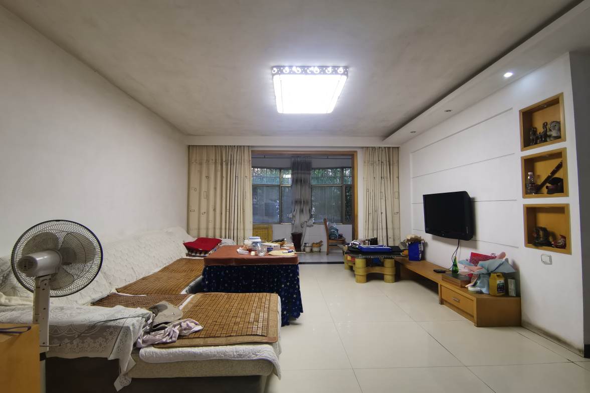 金碧文苑  1室0厅0卫    1200.0元/月室内图1