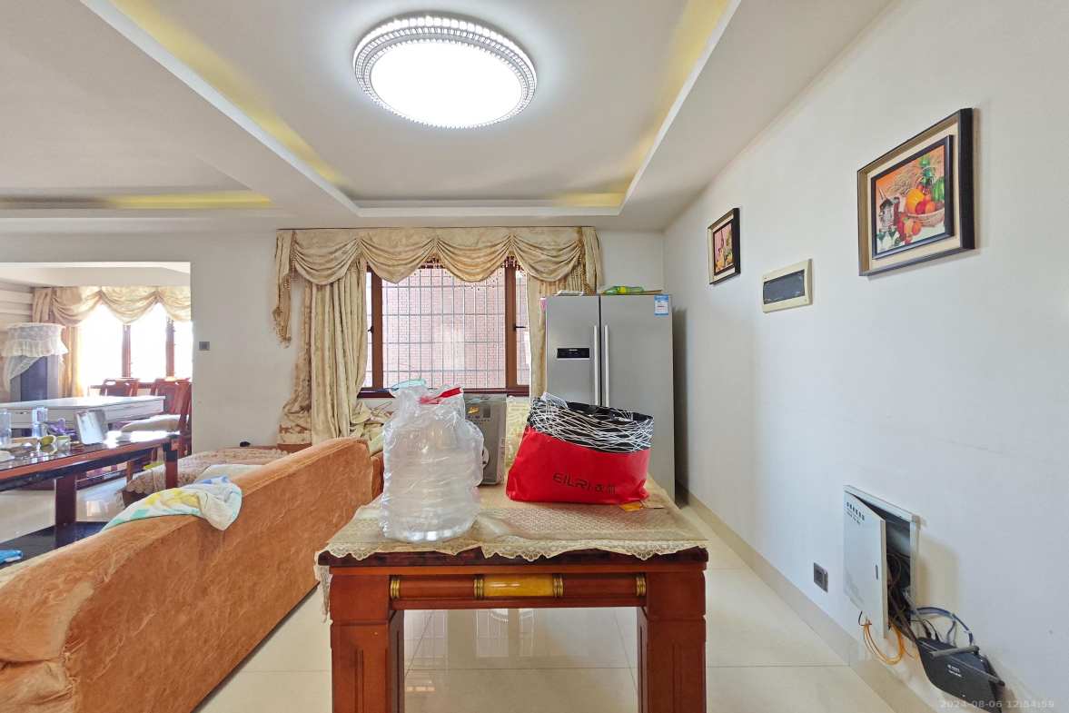 锑都家园 3室2厅2卫 2000.0元/月 锑都家园 3室2厅2卫 2000.0元/月室内图