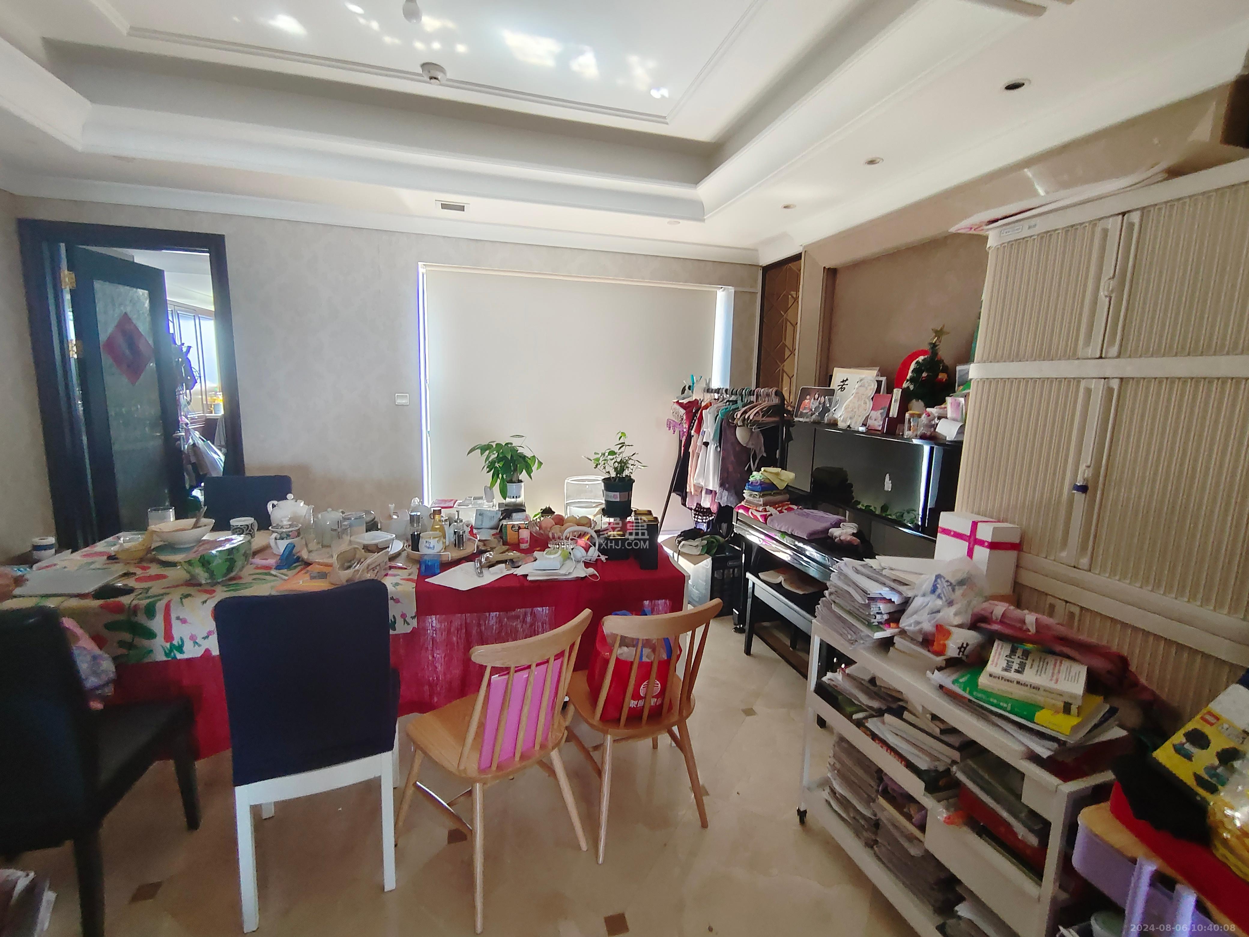 华远隆玺  3室2厅3卫   20000.00元/月