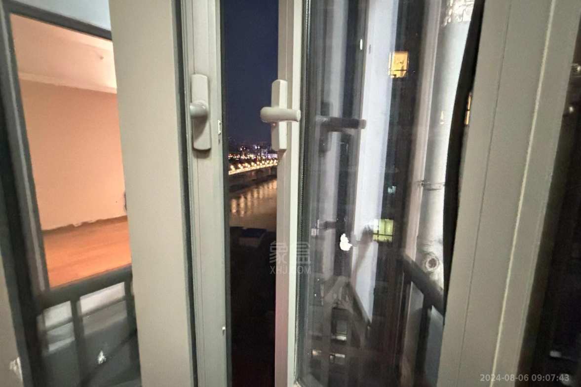 大汉希尔顿  2室2厅1卫   2000.00元/月室内图