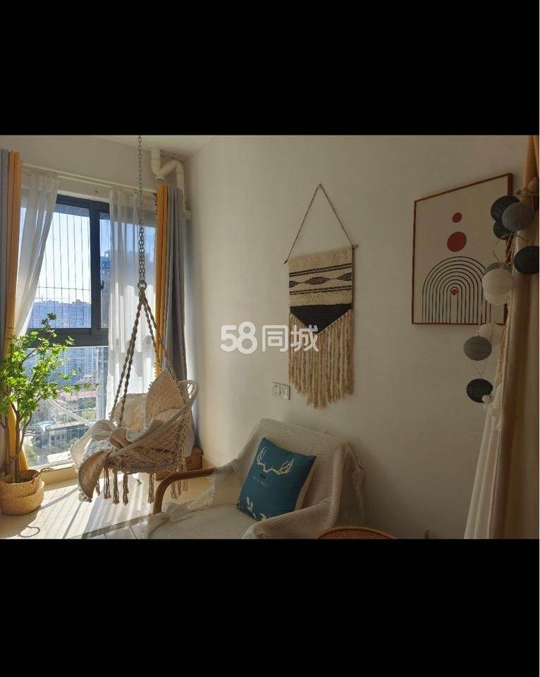 珠江愉景新城  1室1厅1卫   1600.00元/月室内图
