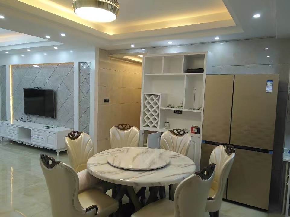 株山国际世家 3室0厅0卫 69.8万 株山国际世家 3室0厅0卫 69.8万客厅