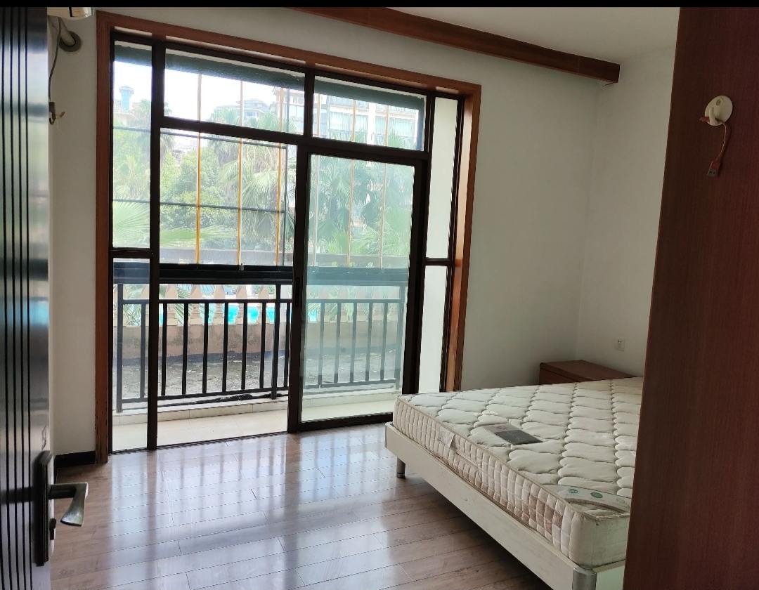 华湘香榭丽舍（一期）  3室2厅1卫   1500.00元/月室内图