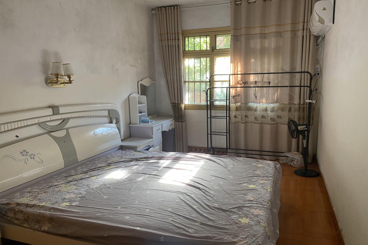 娄星区散盘 3室2厅1卫 1200.0元/月 娄星区散盘 3室2厅1卫 1200.0元/月室内图