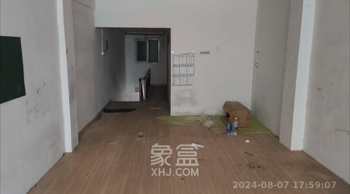 湘腾琴岛   40.82㎡     8000.00元/月室内图
