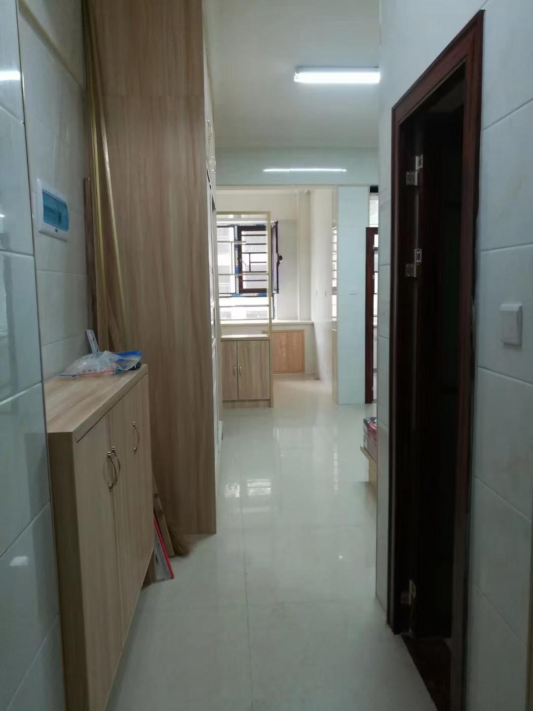 百弘学府城  1室1厅1卫    1000.0元/月室内图