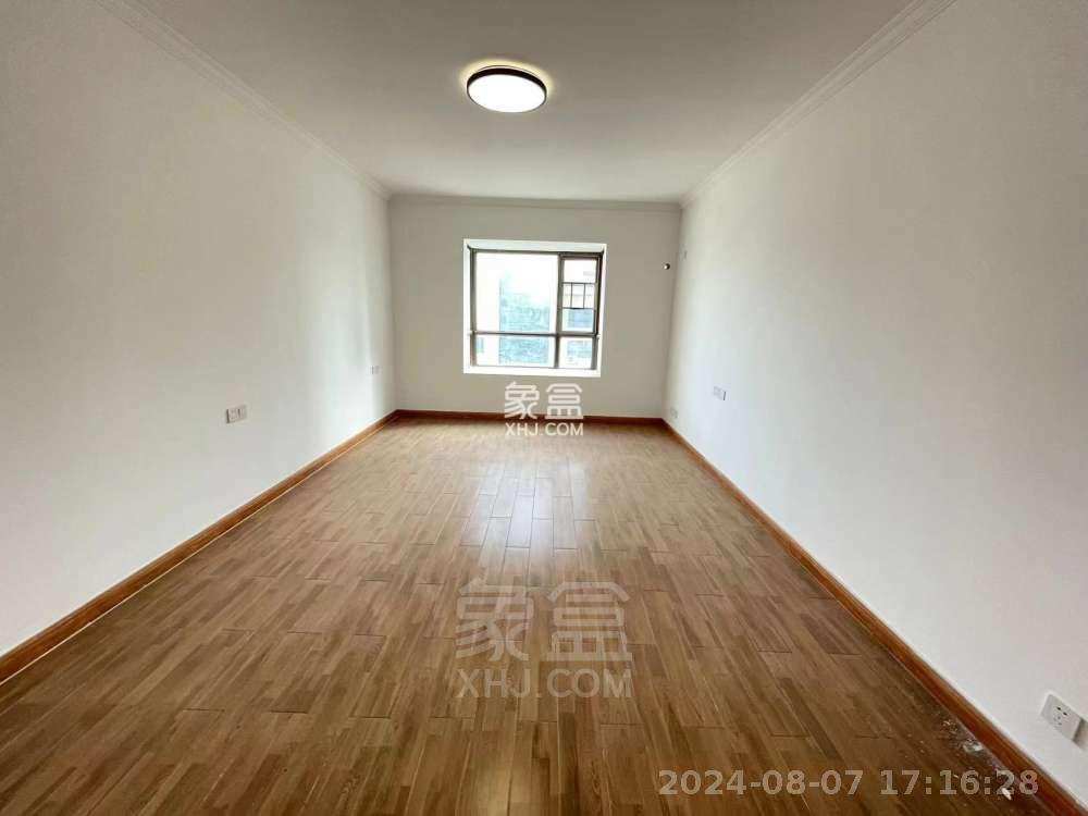 明峰银座  3室2厅2卫    2000.0元/月室内图