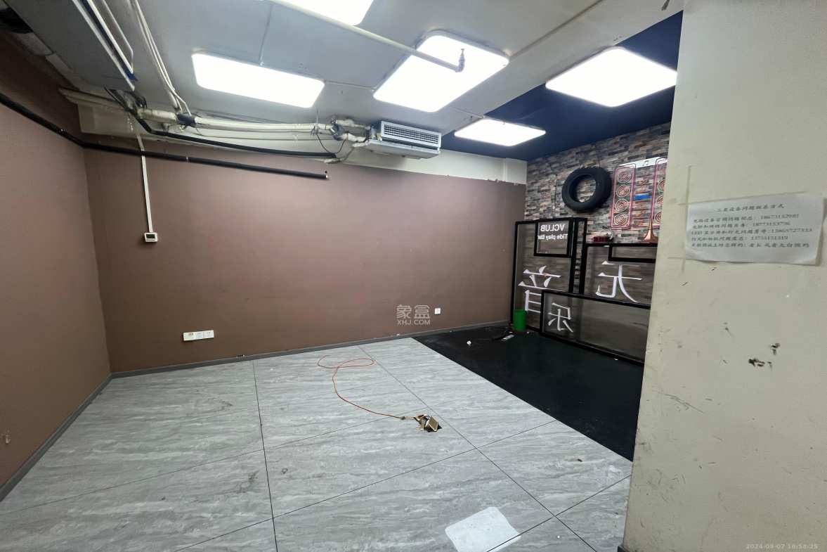 蓝湾国际广场 1室0厅0卫 28000.0元/月 蓝湾国际广场 1室0厅0卫 28000.0元/月室内图