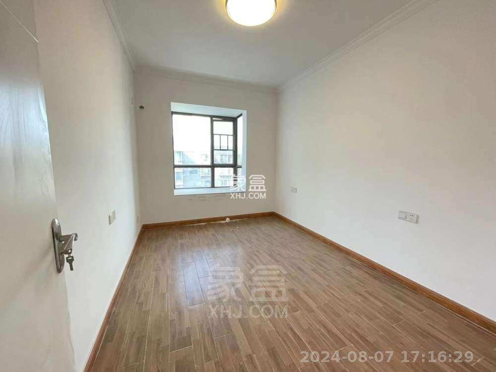 明峰银座  3室2厅2卫    2000.0元/月室内图